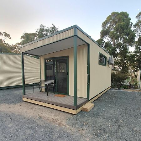 G'Day Parks Ararat Hotel Exterior photo
